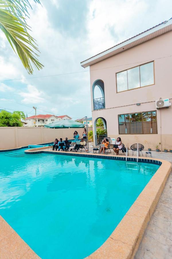Dann Residence Ogbodjo Екстер'єр фото